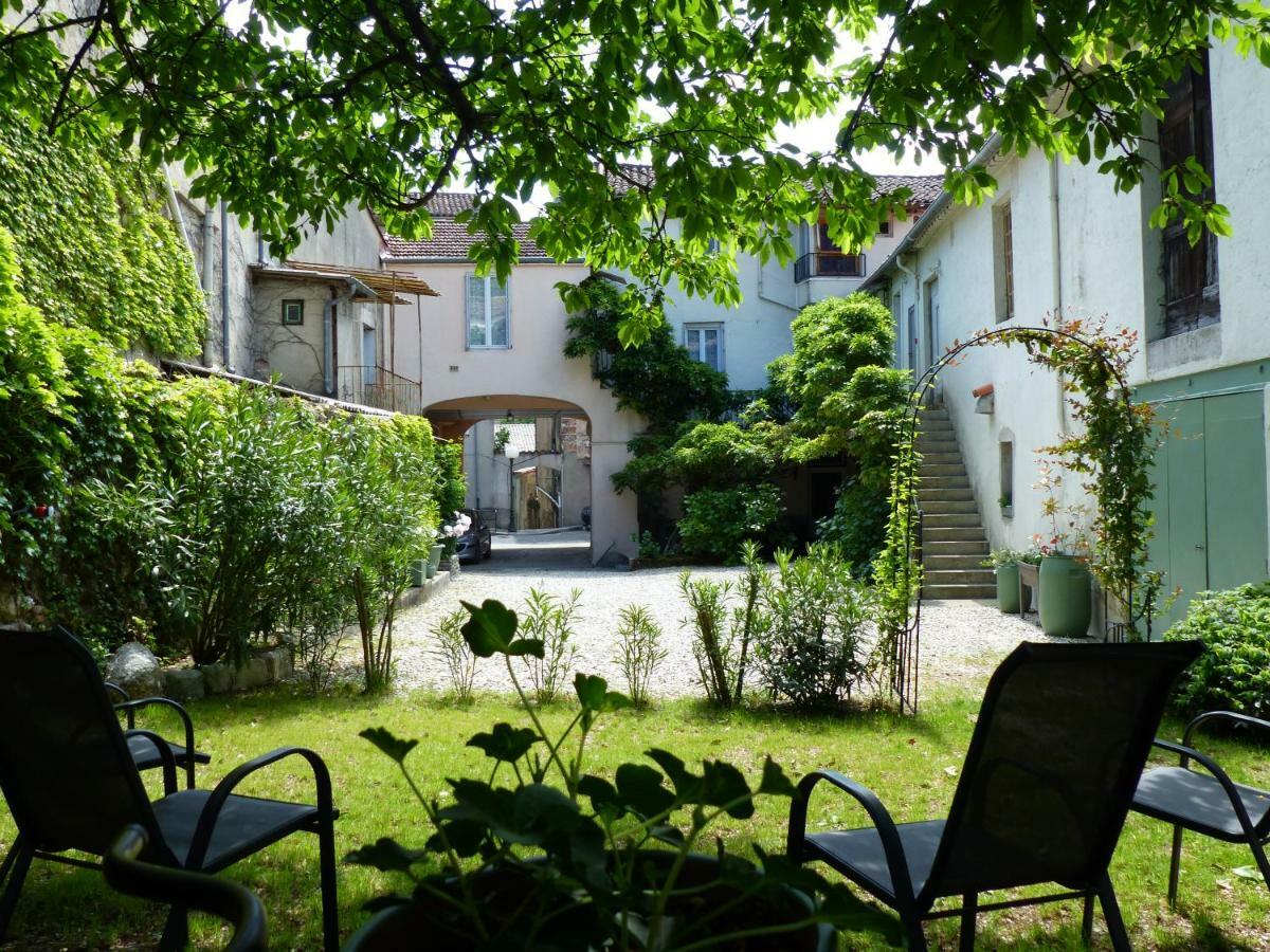 Bed and Breakfast Les Glycines Le Vigan  Exterior foto